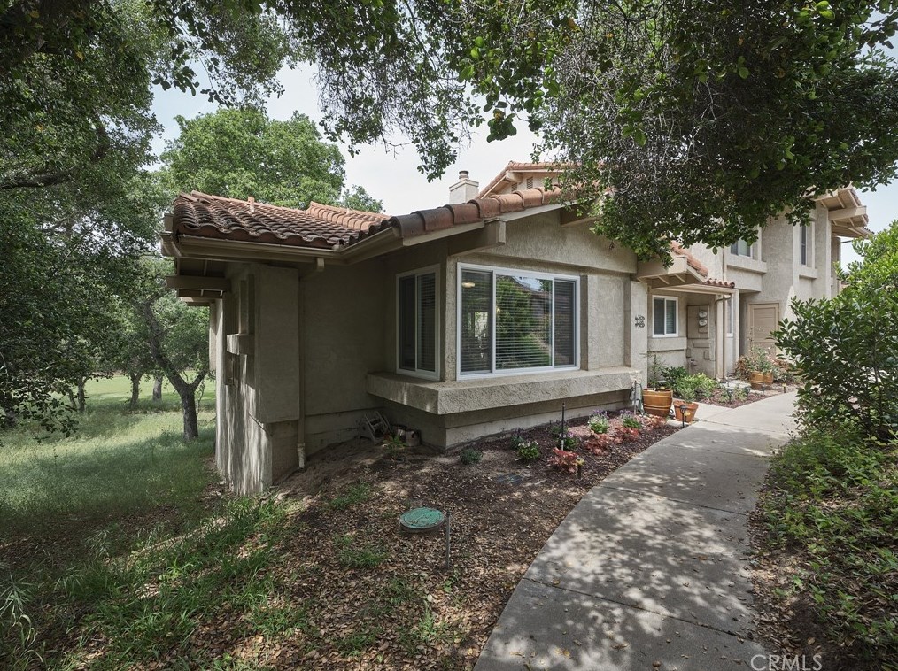 1358 Tourney Hill Ln, Nipomo CA  93444-9306 exterior