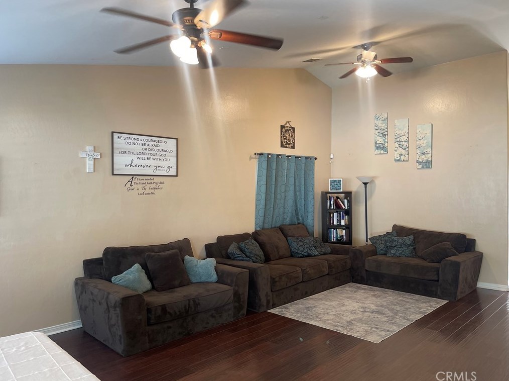 9506 Orchard Grass Ct, Bakersfield, CA 93313-5261