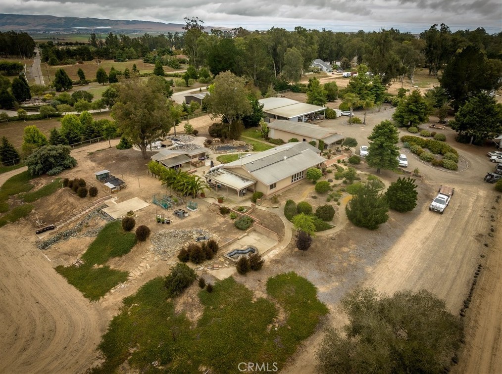 1361 Viva Way, Nipomo, CA 93444-9221