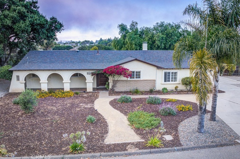 1520 Cielo Ln, Nipomo, CA 93444-9044