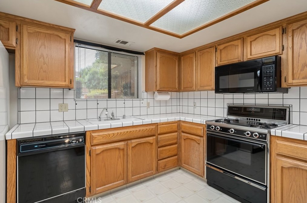 210 Via San Blas, San Luis Obispo, CA 93401