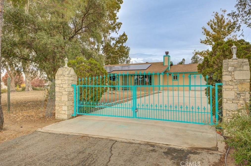 5640 Jardine Rd, Lake Nacimiento, CA 93446