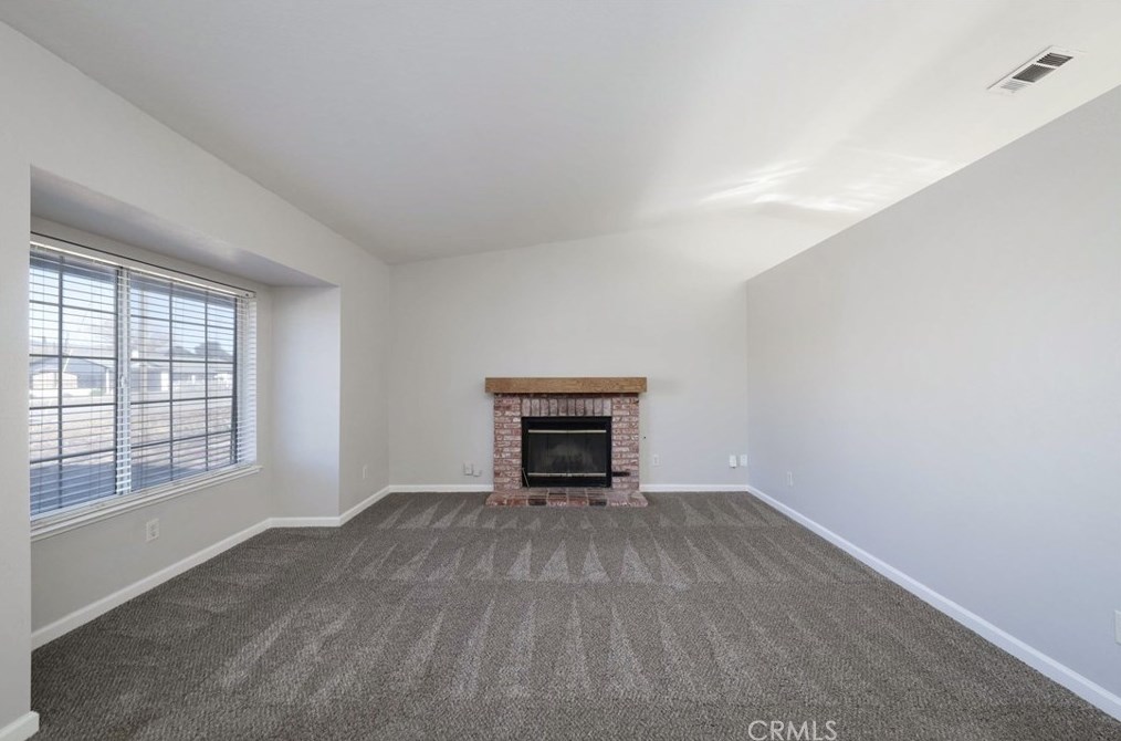 20420 Dawn Ave, Tehachapi, CA 93561