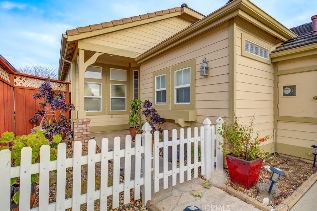 509 Morning Rise Ln, Pismo Beach, CA 93420-4141