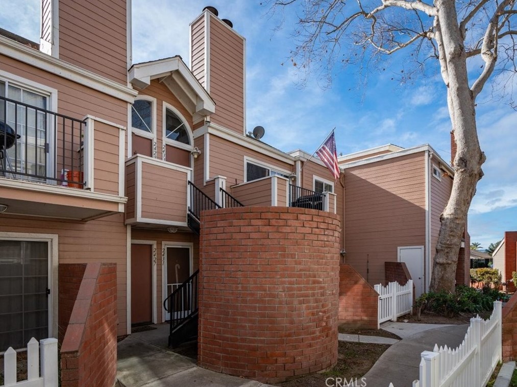 2433 Country Ln, Santa Maria CA  93455-1655 exterior