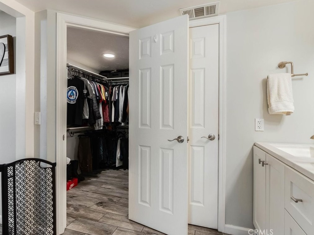 2433 Country Ln, Santa Maria CA  93455-1655 exterior