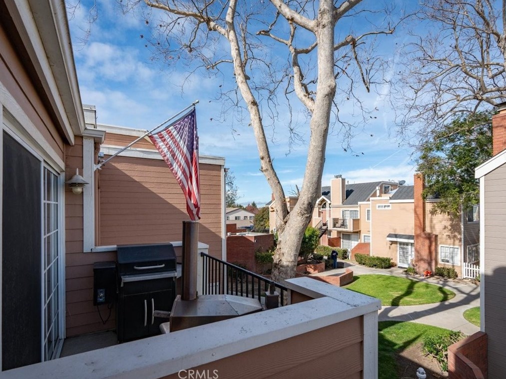 2433 Country Ln, Santa Maria CA  93455-1655 exterior