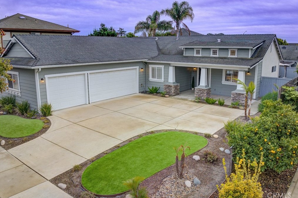 1435 Blackberry Ave, Pismo Beach CA  93420-6706 exterior