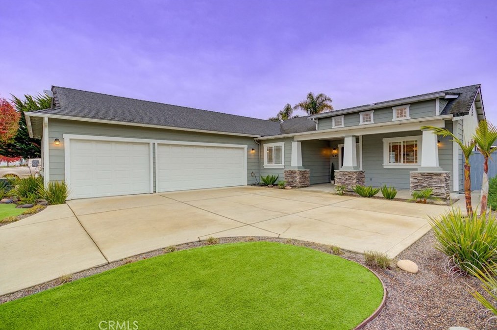 1435 Blackberry Ave, Pismo Beach CA  93420-6706 exterior