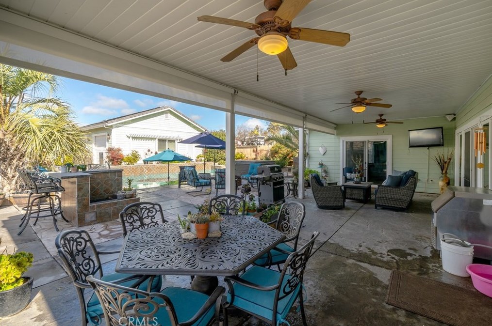 1857 Southfork Pl, Lake Nacimiento CA  93446-4260 exterior