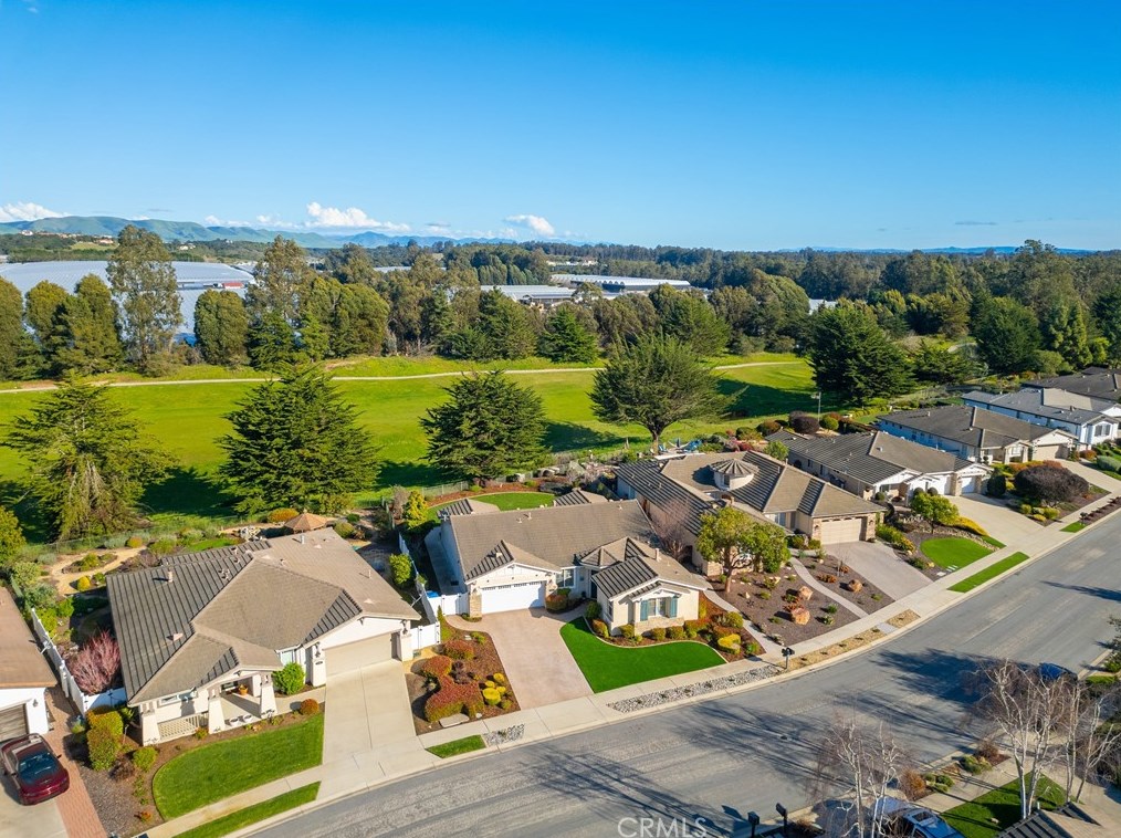 855 Wigeon Way, Pismo Beach, CA 93420-5567