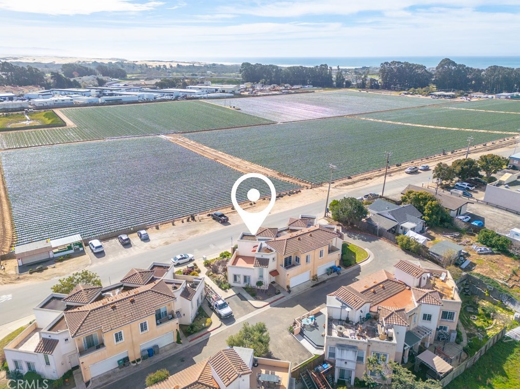 1248 Aberdeen Ct, Pismo Beach CA  93433-3103 exterior