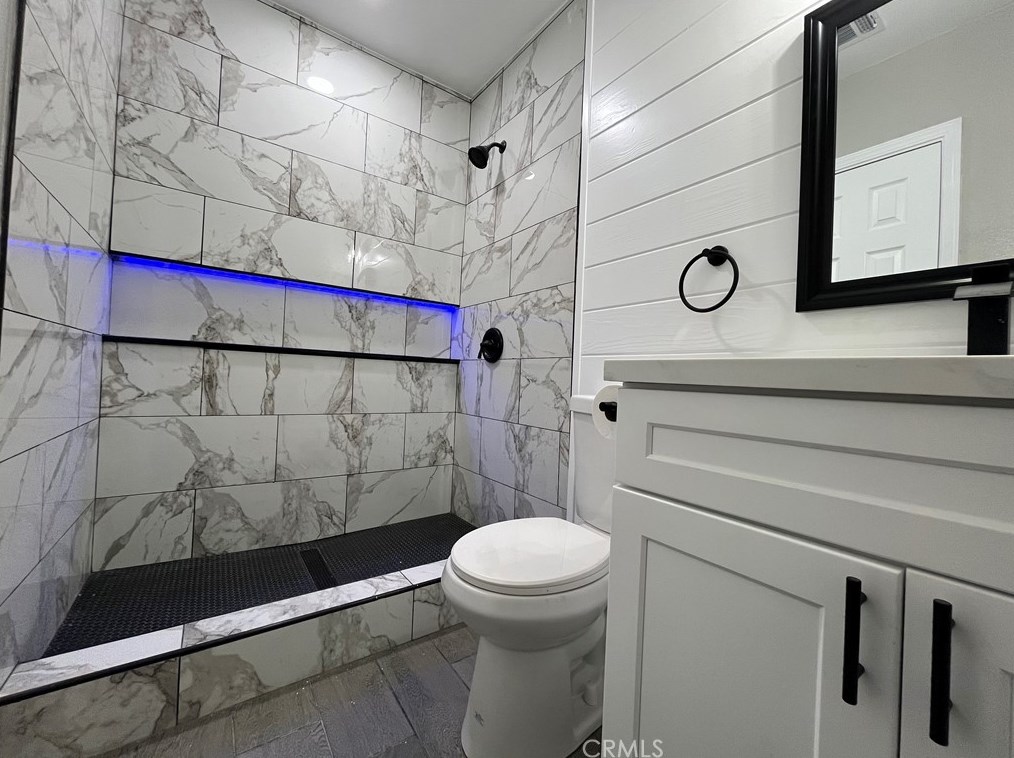 1209 Avenue, Lancaster CA 93535-6504 exterior