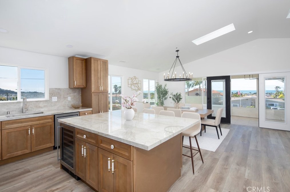 338 6th St, Pismo Beach CA  93433-1632 exterior