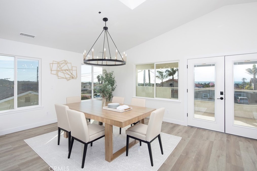338 6th St, Pismo Beach CA  93433-1632 exterior