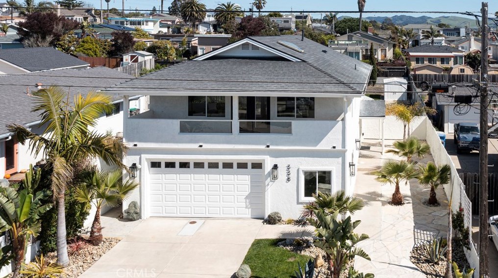 338 6th St, Pismo Beach CA  93433-1632 exterior
