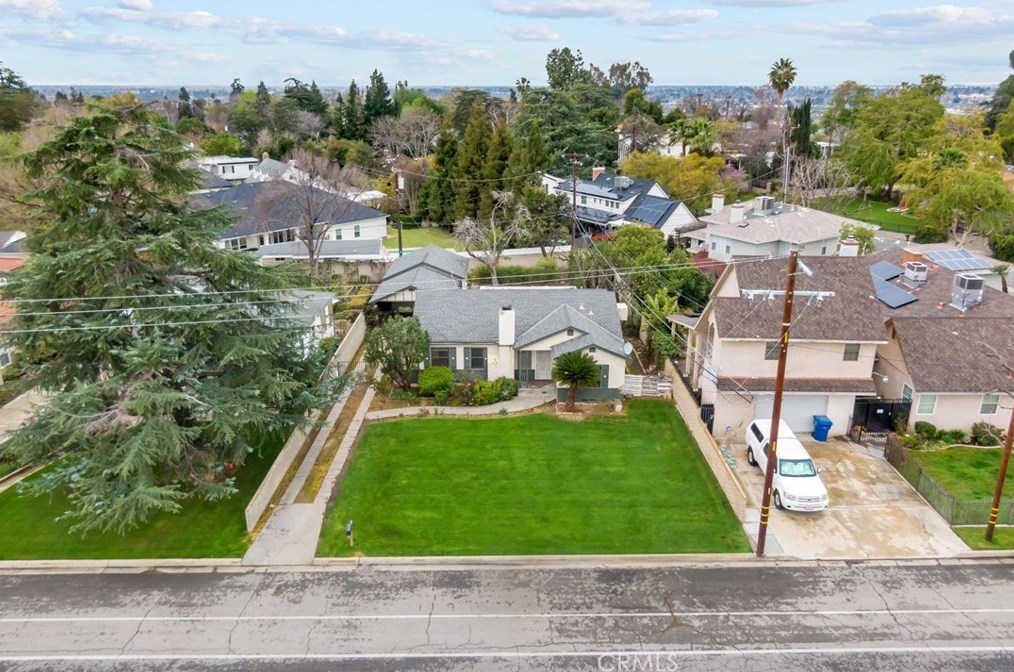 3028 Alta Vista Dr, Bakersfield, CA 93305-1339