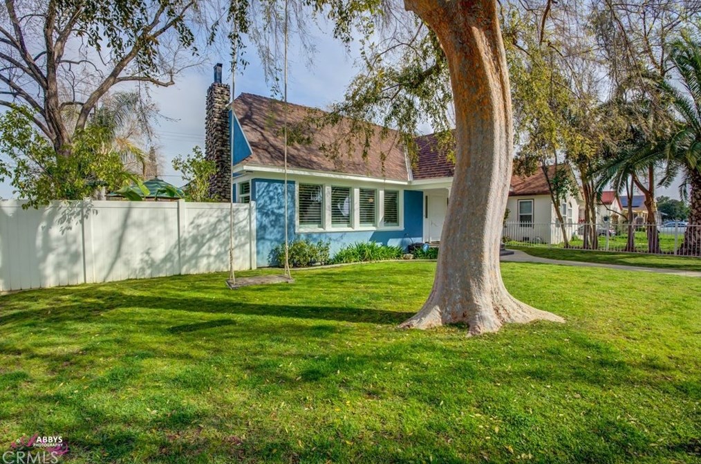 2530 Sunset Ave, Bakersfield, CA 93304