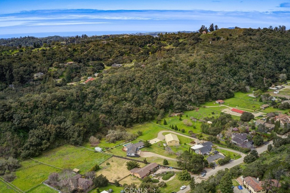 1854 Deer Canyon Rd, Pismo Beach CA  93420-4976 exterior