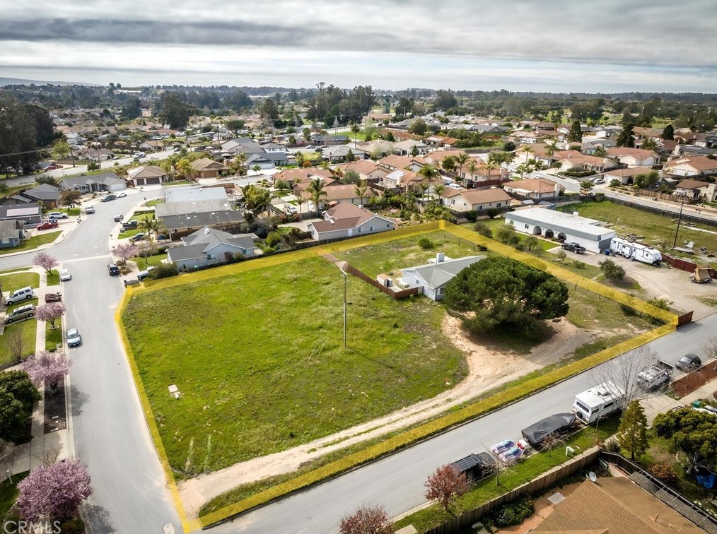 836 Grande Ave, Nipomo, CA 93444-9006