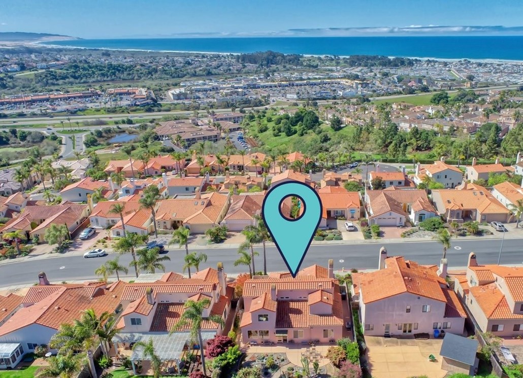 64 Whitecap St, Pismo Beach, CA 93449-2836