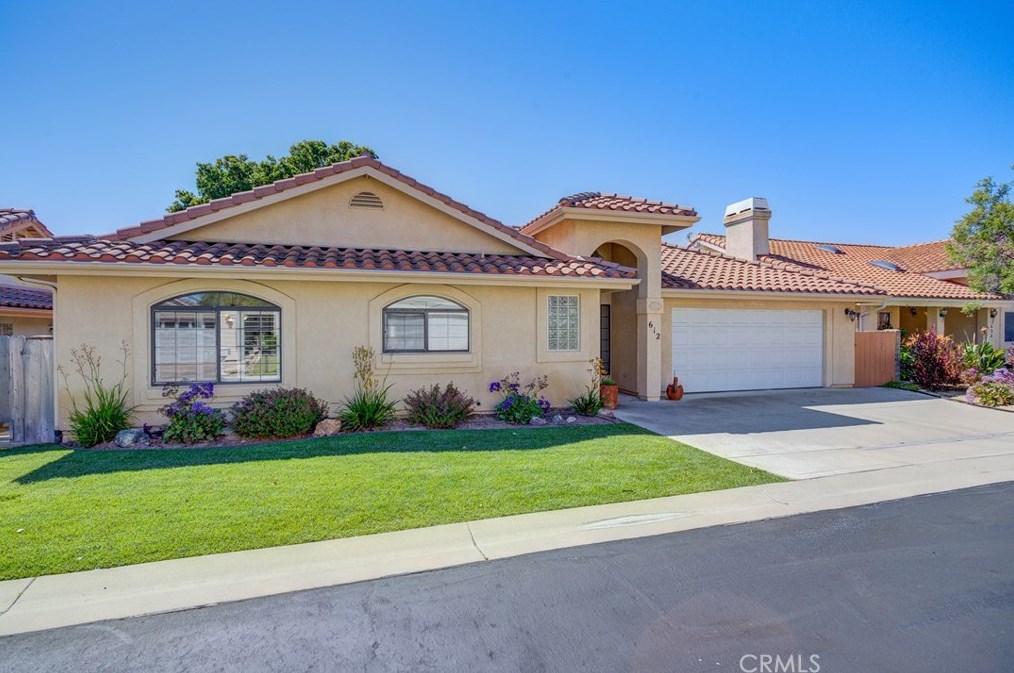612 Balboa St, Pismo Beach, CA 93433-1400