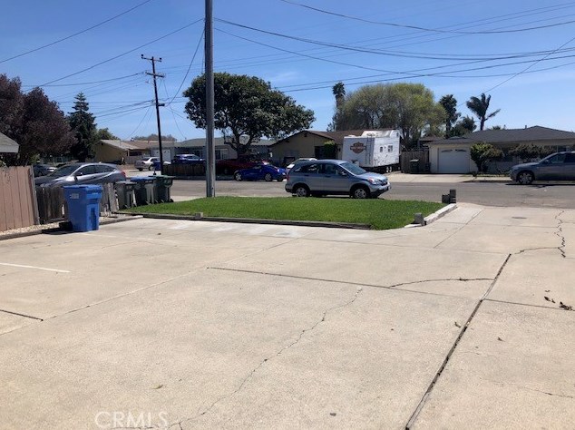 1051 Trouville Ave, Pismo Beach, CA 93433-2744