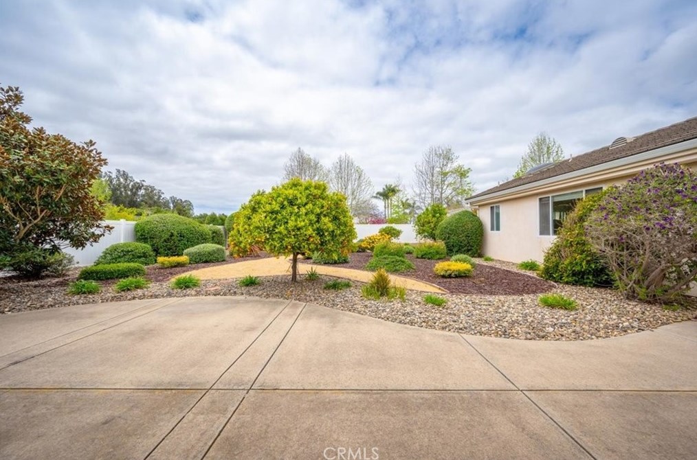 640 Sweet Donna Pl, Nipomo CA  93444-9364 exterior
