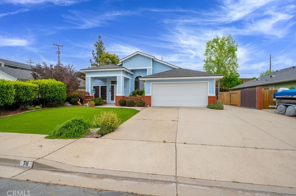 711 Phoebe St, Nipomo, CA 93444-9111