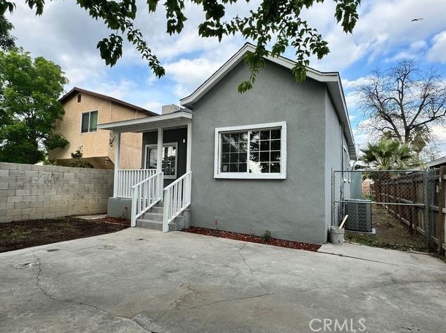 820 K St, Bakersfield, CA 93304-1434
