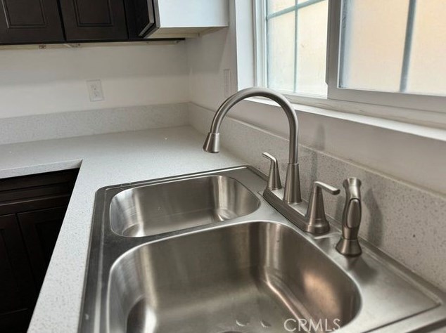 820 K St, Bakersfield CA  93304-1436 exterior