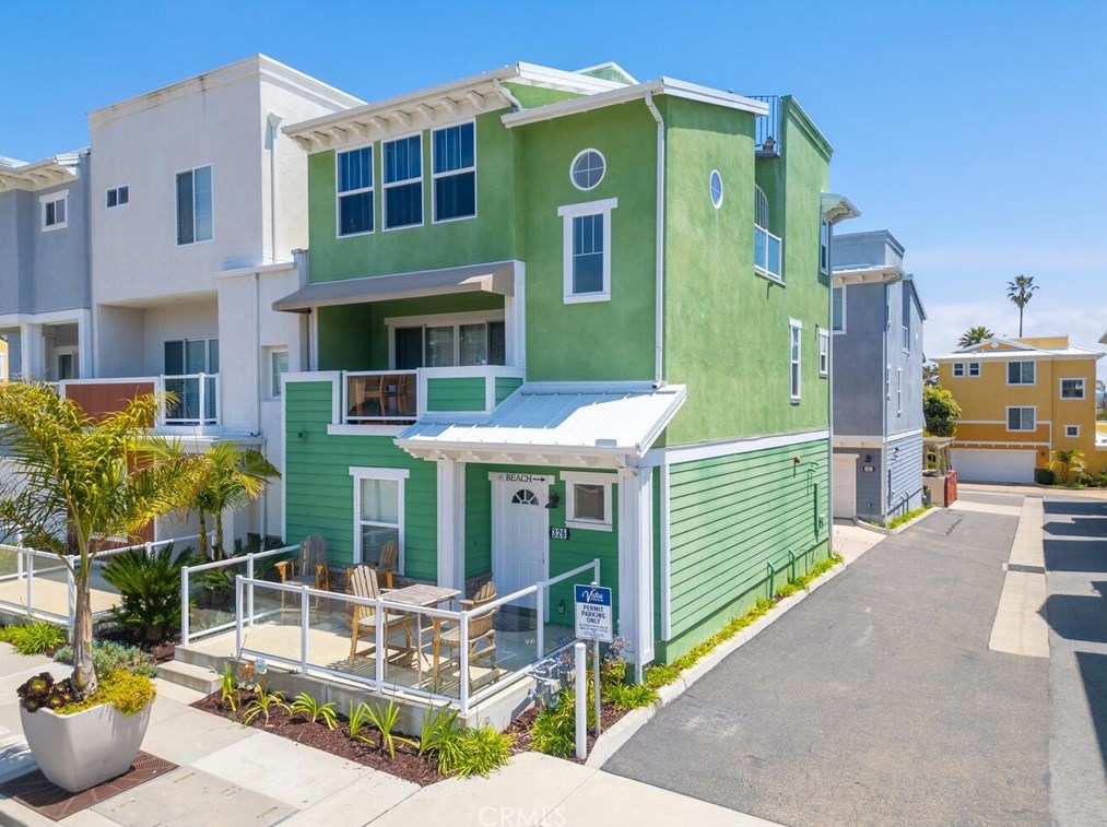 326 San Luis Ave, Pismo Beach, CA 93449