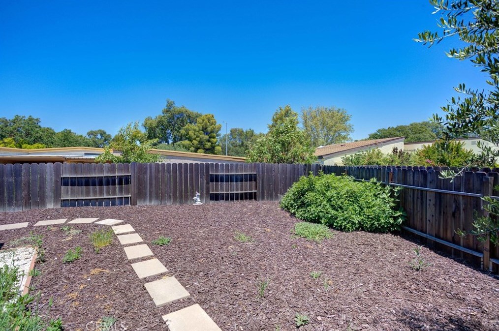 1613 Shepherd Dr, Lake Nacimiento CA  93446-3608 exterior