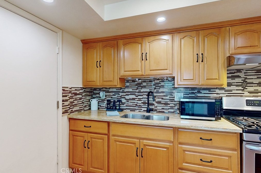 1613 Shepherd Dr, Lake Nacimiento CA  93446-3608 exterior