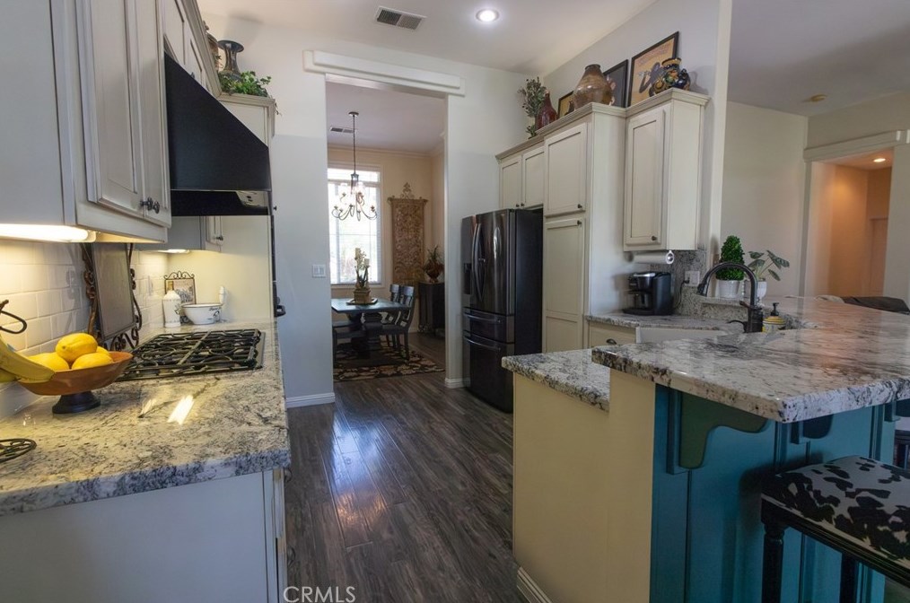 15943 Chateau Montelena Dr, Bakersfield CA  93314-5342 exterior