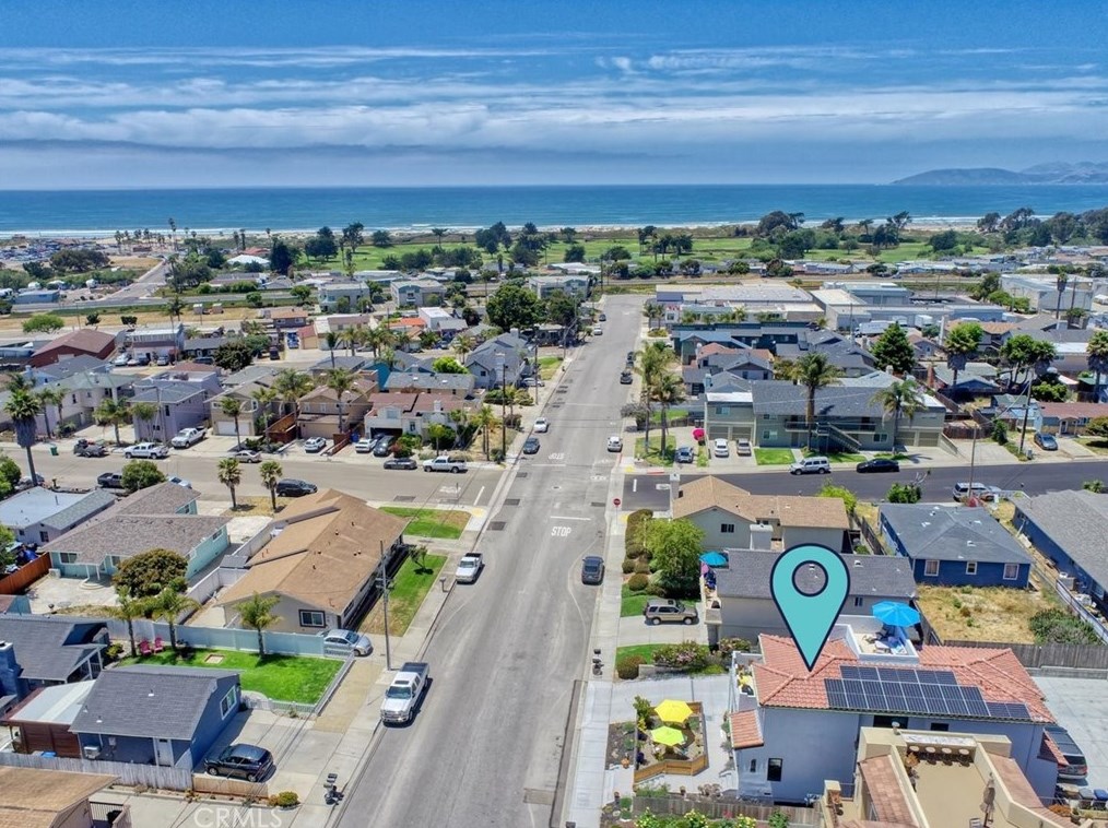 247 Newport Ave, Pismo Beach, CA 93433-1512