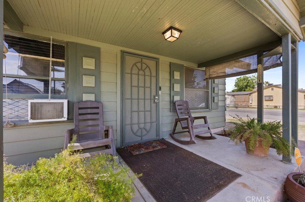 447 Ray St, Bakersfield, CA 93308