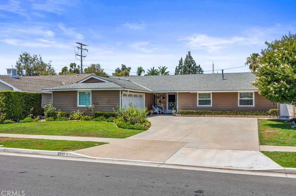 2511 Oshkosh Ave, Anaheim, CA 92806-4735