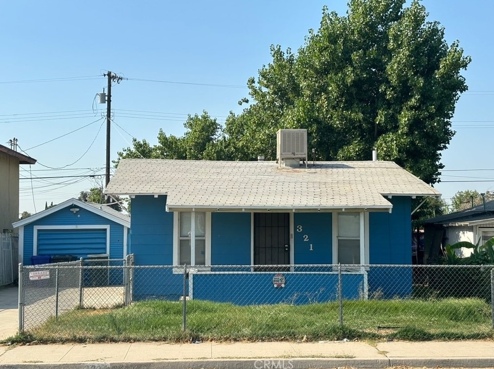 321 Decatur St, Bakersfield, CA 93308