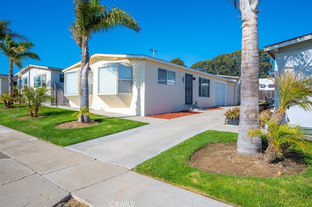 1341 Dewey Dr, Oceano, CA 93445