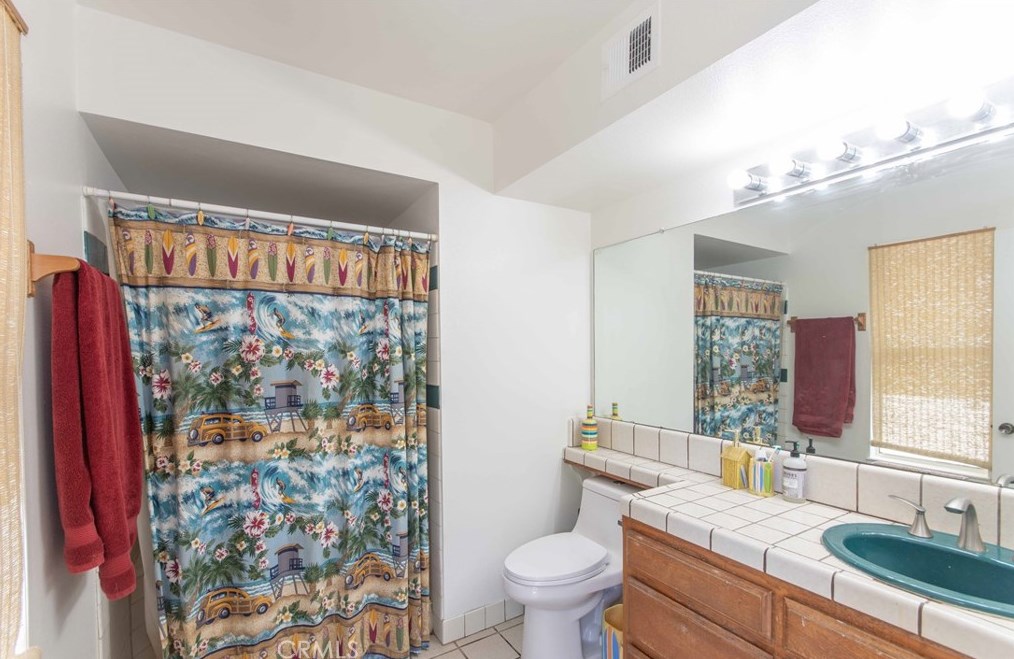 10301 Hageman Rd, Bakersfield CA  93312-2326 exterior