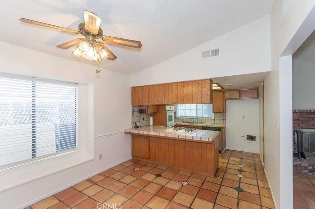 10301 Hageman Rd, Bakersfield CA  93312-2326 exterior