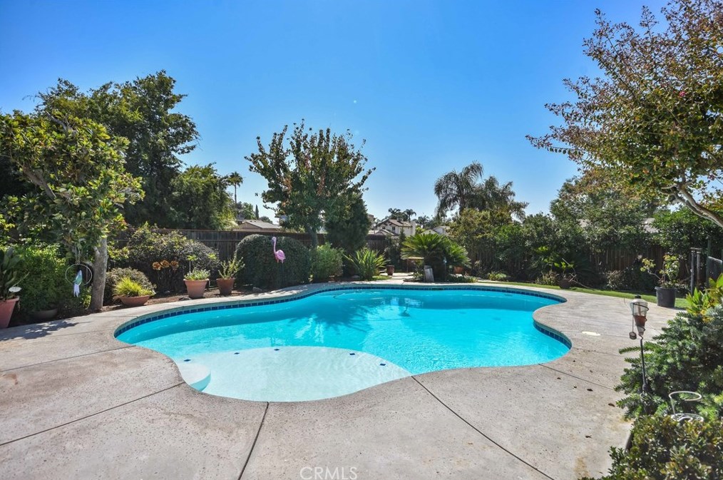 10301 Hageman Rd, Bakersfield CA  93312-2326 exterior