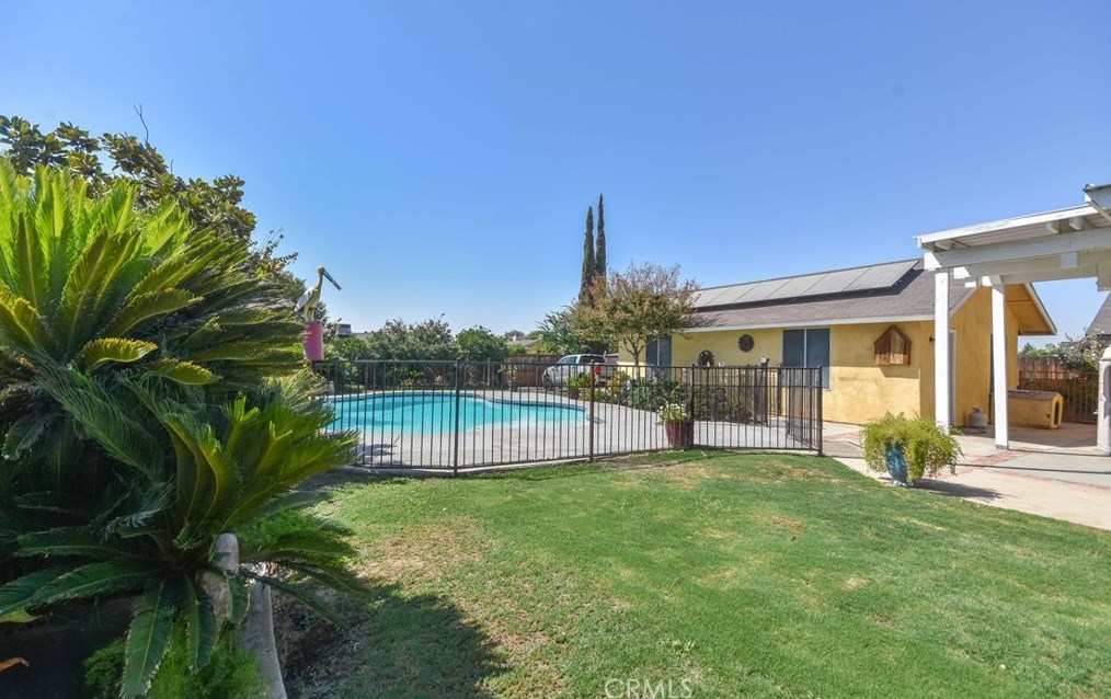 10301 Hageman Rd, Bakersfield CA  93312-2326 exterior