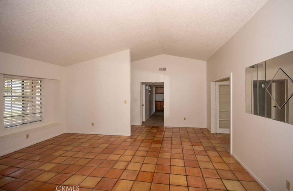 10301 Hageman Rd, Bakersfield CA  93312-2326 exterior