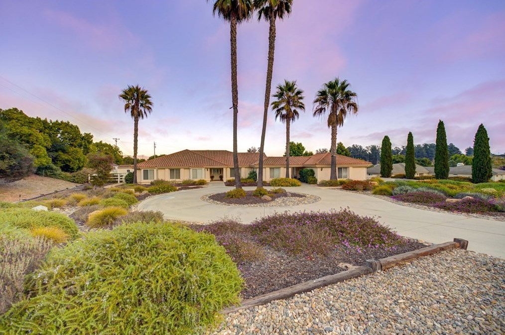 1015 Olympic Way, Nipomo, CA 93444