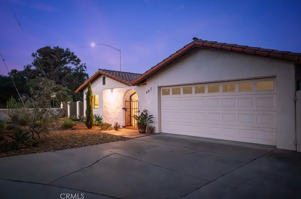 407 Woodland Dr, Pismo Beach, CA 93420