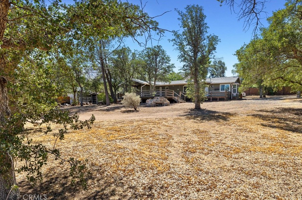 3308 Seclusion Rd, Lake Isabella, CA 93240