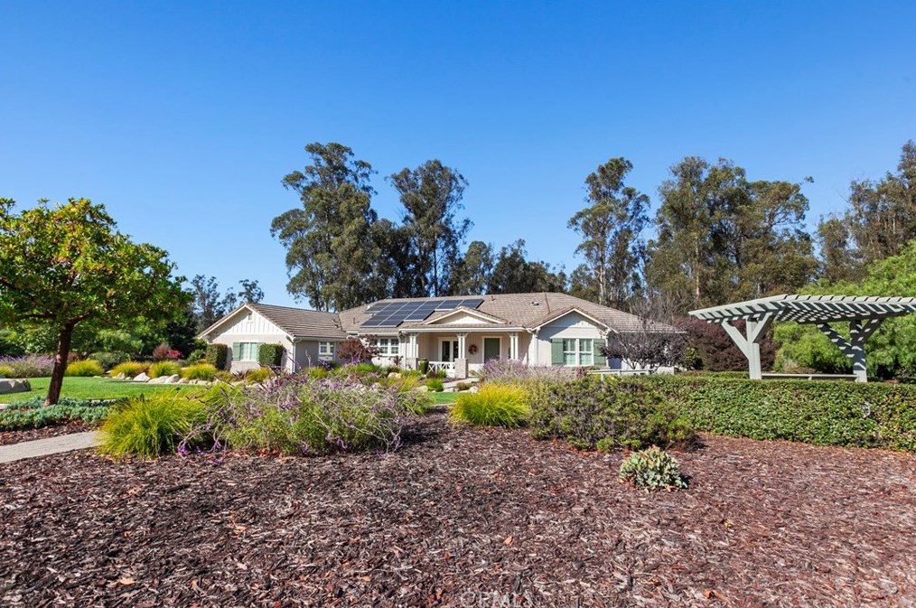 1330 American Way, Nipomo, CA 93444