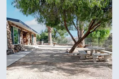 16820 Solana Lane, Canyon Country, CA 91351 - Photo 8